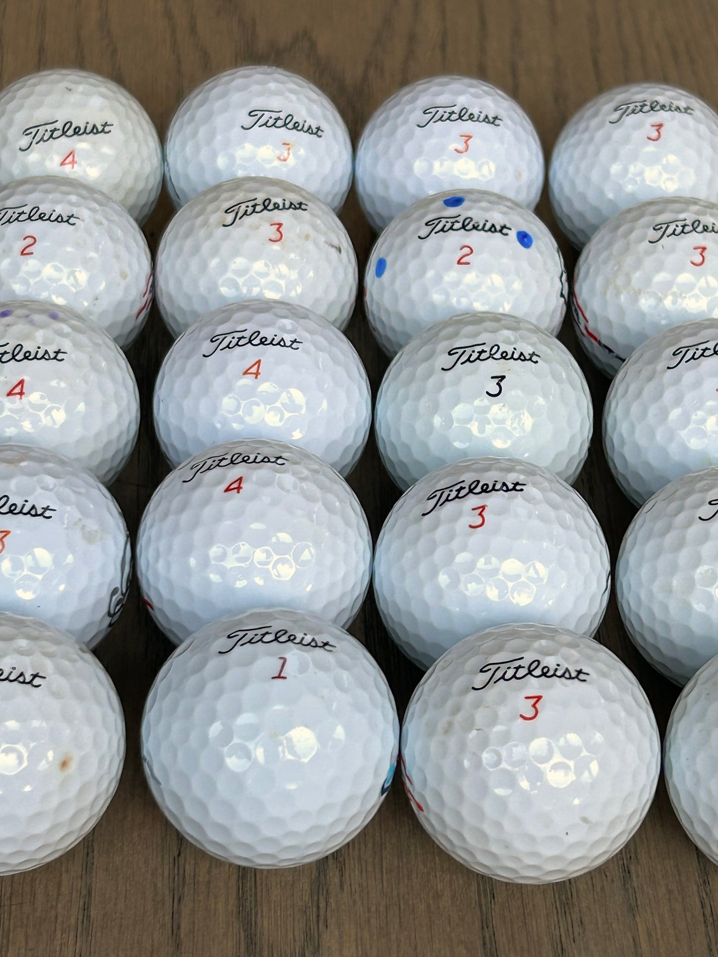 20 Titleist Used Golf Balls - Grade A - washed, cleaned