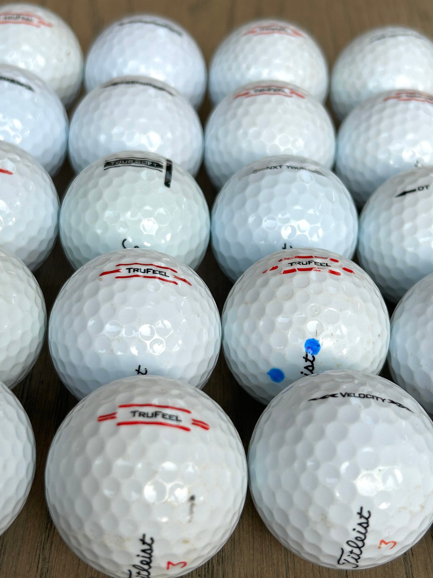 20 Titleist Used Golf Balls - Grade A - washed, cleaned