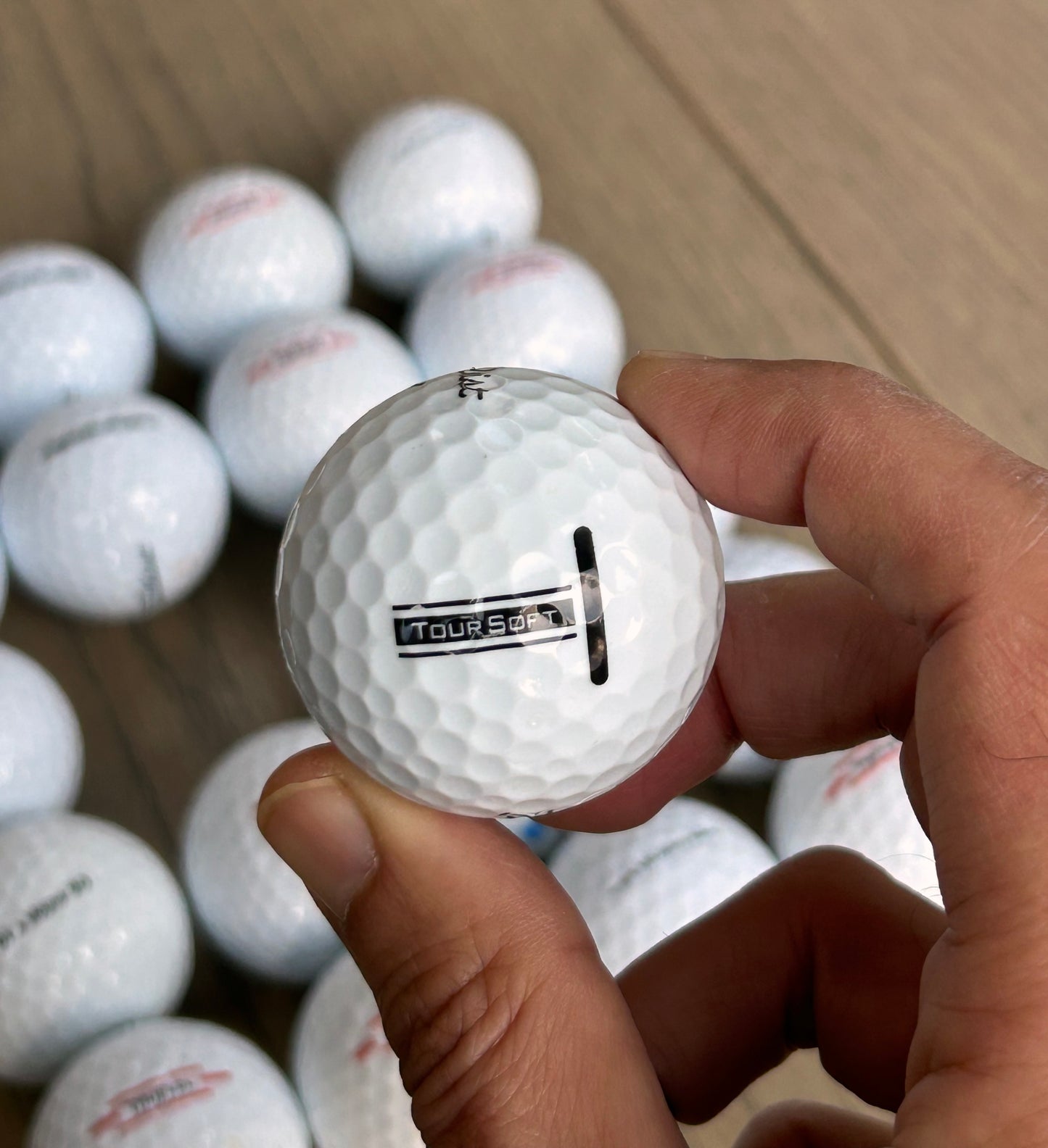 20 Titleist Used Golf Balls - Grade A - washed, cleaned